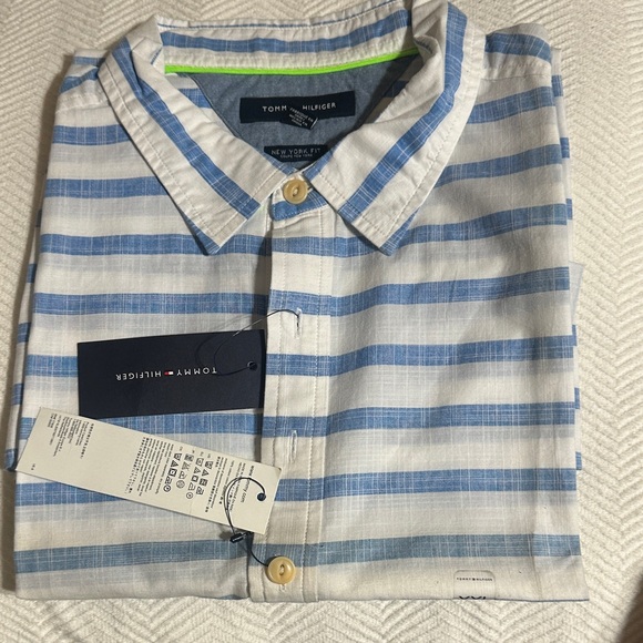 Tommy Hilfiger Men's Casual Blue and White Shirt - Picture 1 of 1